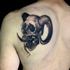 skull_horns_tattoo_back.jpg